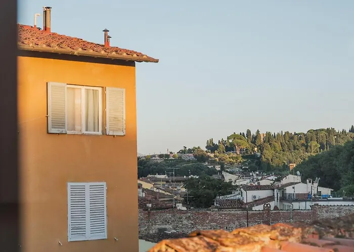 Appartement Lucia Penthouse - Magic Views In A Medici Palace Florence